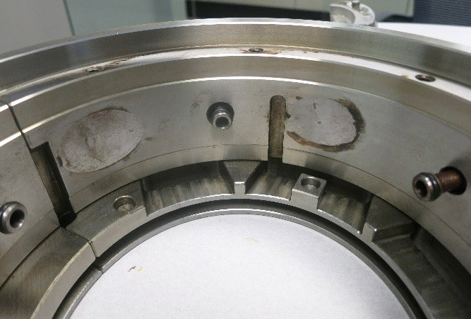 Pivot wear on tpj bearing shell